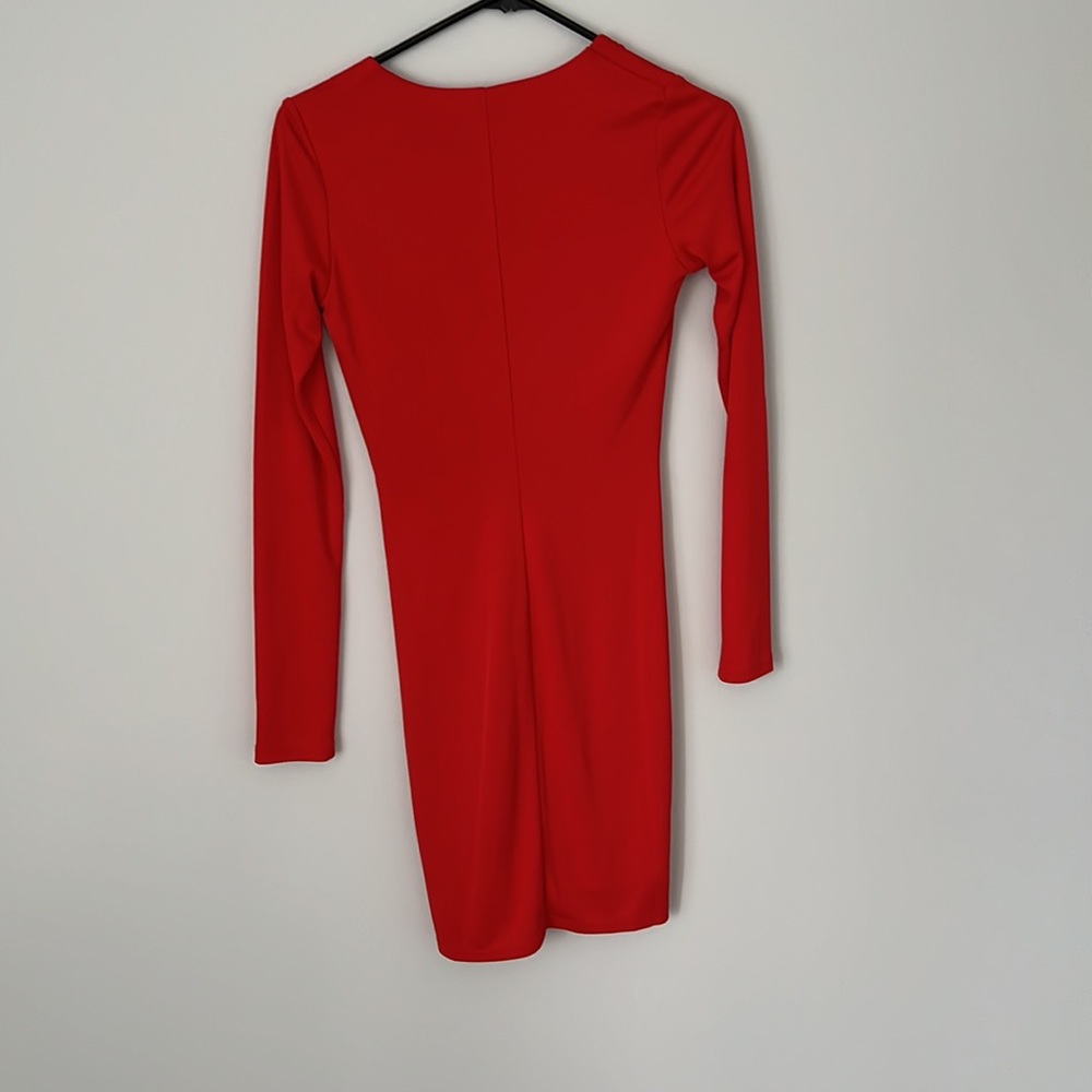 Red Dress - Picture 4 of 4